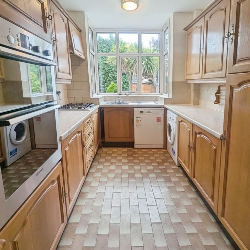 4 bedroom House To Let - Photo 1