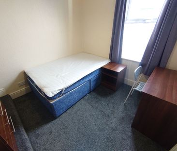 Adelaide Road, Kensington, Liverpool. - Photo 6