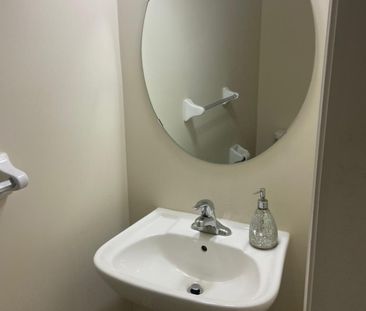 For Lease - 7 Vinewood Road, Caledon, Ontario - Photo 4