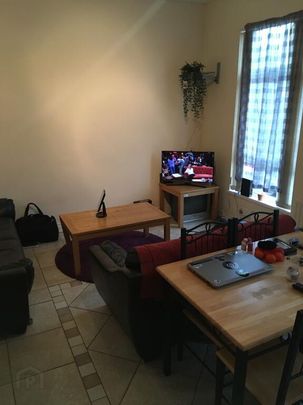 Flat 3-35 Ashley Avenue, Belfast, BT9 7BT - Photo 1