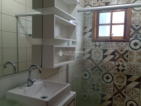 Casa com 2 quartos e 60m² para alugar em Jardim Betânia, Cachoeirinha. - Foto 4