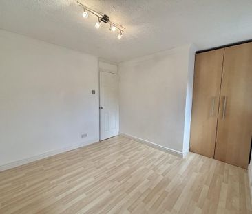 1 bedroom end of terrace house to rent - Photo 5