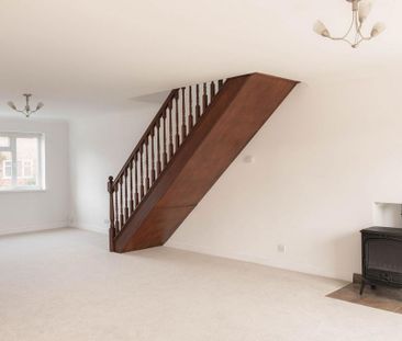 4 bedroom detached house to rent - Photo 1