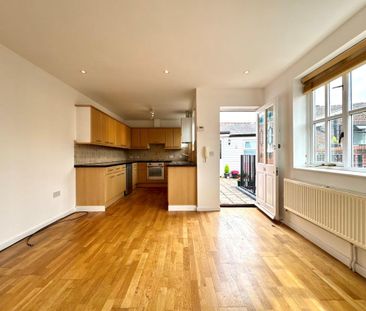 1 bedroom flat to rent - Photo 2