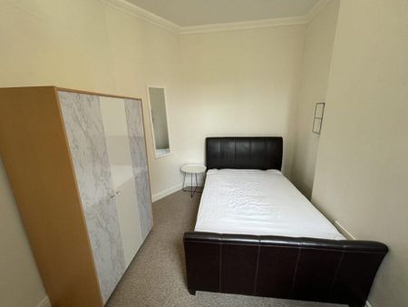1 bedroom ground floor flat to rent - Photo 3