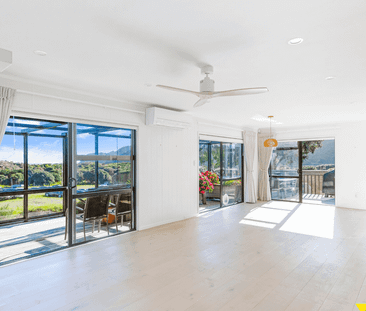 276 Bethells Road, Bethells Beach - Photo 4