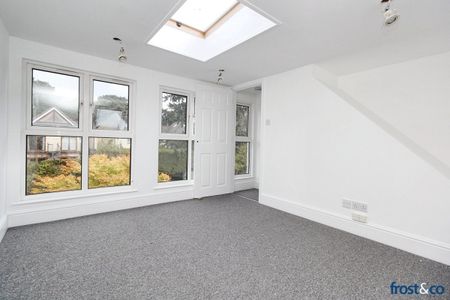 Penn Hill Avenue, Penn Hill, Poole - Photo 4