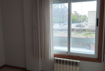 Apartamento T1 para Arrendamento no Porto com Garagem e Arrumos