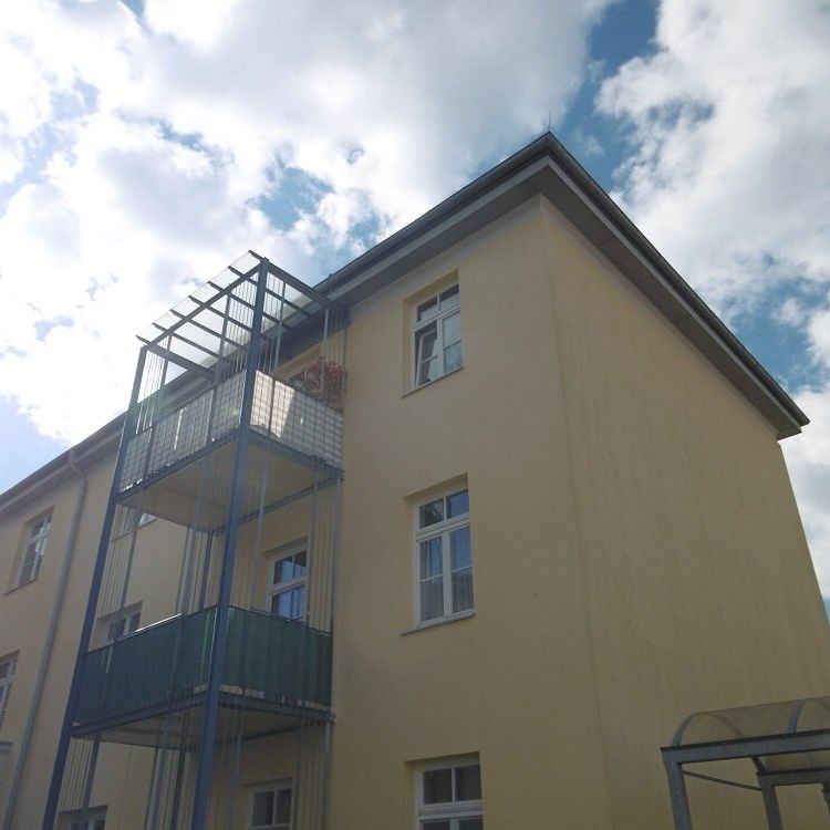 Sehr gepflegte 3-Zimmer-Wohnung mit Balkon und KFZ-Abstellplatz in Grünruhelage – PROVISIONSFREI - Foto 1