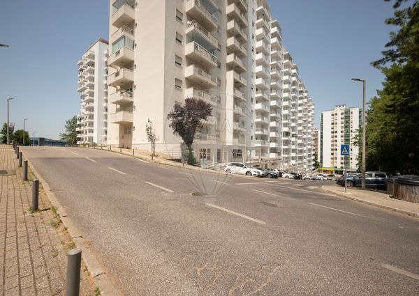 Apartamento T4 em Lisboa