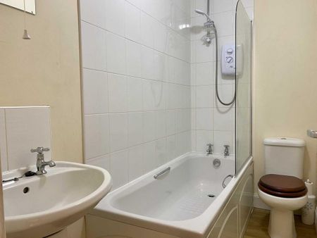 2 bedroom apartment to rent - Photo 5