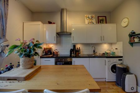 1 bedroom flat to rent - Photo 4