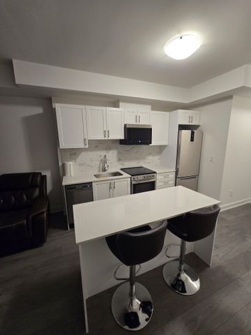 For Lease - 715 Davis Drive Unit# B 709, Newmarket, Ontario - Photo 2