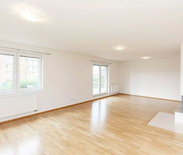 Pronájem elegantní dům 6+1, Průhonice, Praha - západ - Photo 1