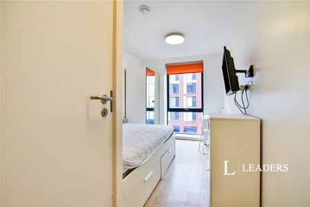 1 bedroom property to rent Chapel Street, Salford, Greater Manchester, M3 - Photo 5