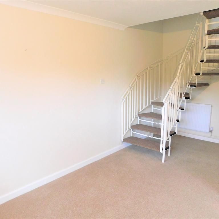 1 bedroom semi-detached house to rent - Photo 1