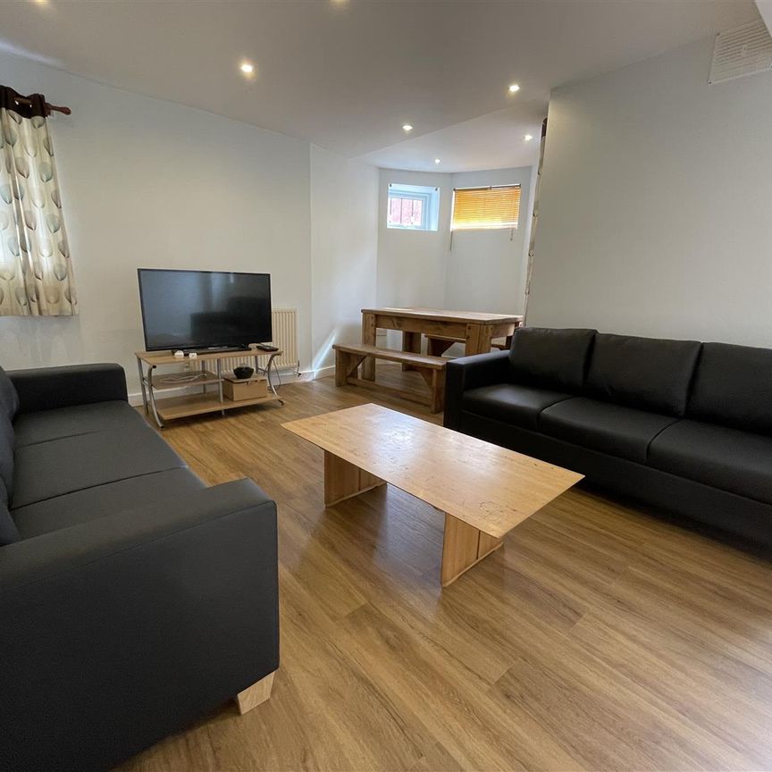 Chestnut Avenue, Hyde Park, LS6 1BA, Leeds - Photo 1
