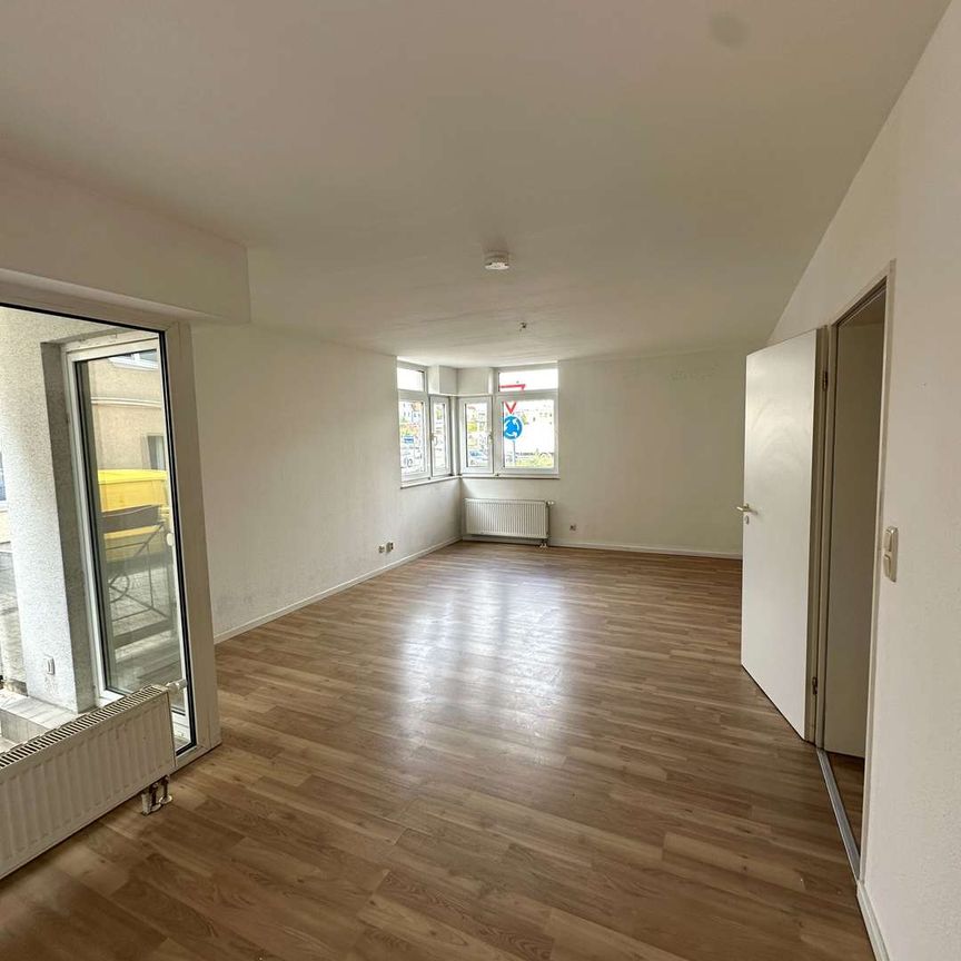 ++Erdgeschosswohnung mit 2 Balkone und Tiefgarage++ - Photo 1