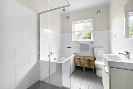 60 High Street, Willoughby NSW 2068 - House For Rent | Domain - Photo 4