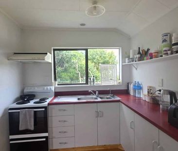 Convenient on Kane - Photo 4