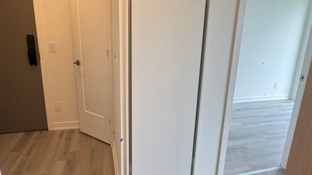 For Lease - 3079 TRAFALGAR Road Unit# 1803, Oakville, Ontario - Photo 2