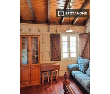 1 room luxury Flat for rent in Vigo, Spain - Photo 2