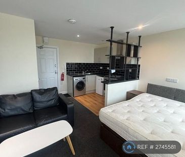 Studio to rent - Photo 4