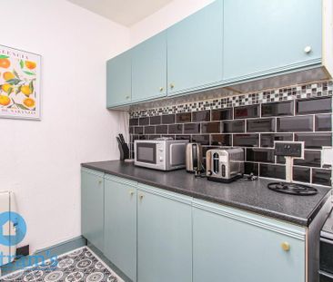 1 bedroom in a house share to rent - Photo 6