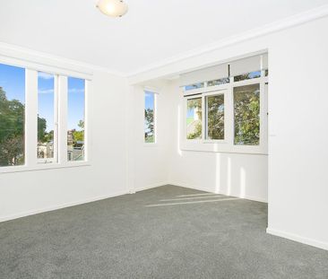 Charming Home in a Prime Rozelle Peninsula Location - Photo 5