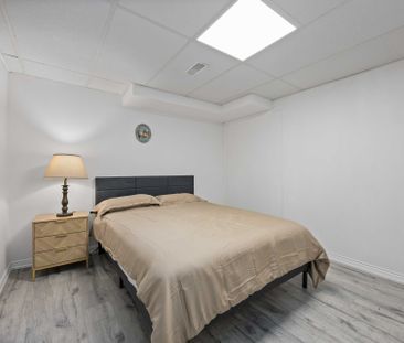 For Lease - 86 Tamarac Trail Unit# Lower, Aurora, Ontario - Photo 4