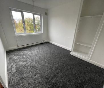 3 Bed Terraced House, Thornton Avenue, LS12 - Photo 5