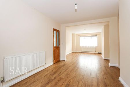 3 bedroom semi-detached house to rent - Photo 4