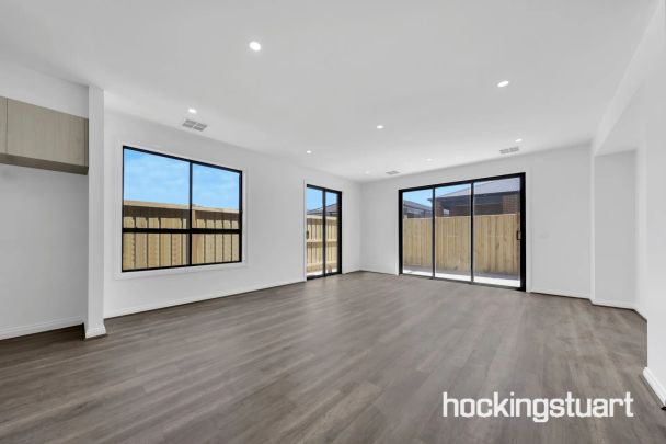 Beautiful family home in Beveridge - Photo 1