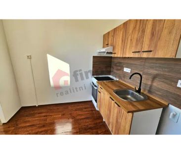 Pronájem bytu 1+1, Břidličná - Fotografie 2