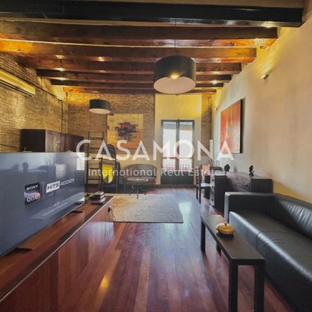 Charming Renovated Studio with Classic Catalan Features in the Heart of the Gothic Quarter - Photo 4