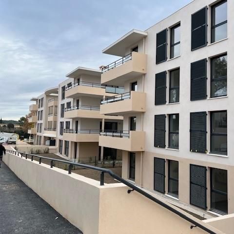 Appartement 3 Pièces 69 m² - Photo 2