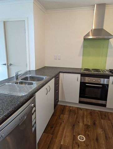 3BR Unit in Hamilton East - Photo 3