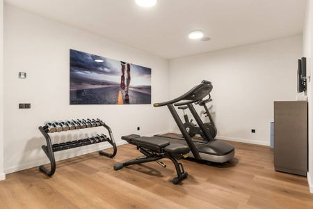 6 bedroom luxury Villa for rent in Nueva Andalucia, Spain - Photo 4