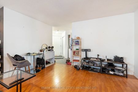 1369 Bloor Street W #513 - Photo 2
