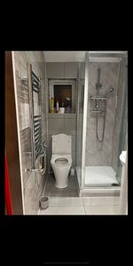 Room in a Shared House, Cameron Road, IG3 - Photo 4