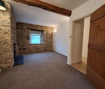 2 bedroom semi-detached house to rent - Photo 4