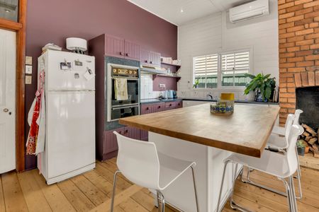 25 Little Gold Street, Brunswick VIC 3056 - House For Rent | Domain - Photo 3