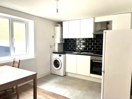 Longley Road, London - Photo 4