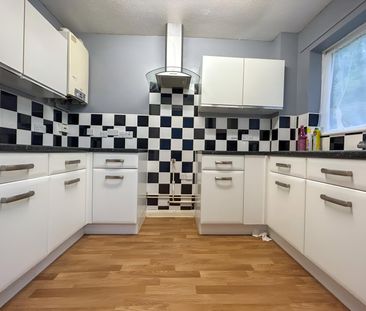 1 Bedroom Flat To Let - HP12 - Photo 6