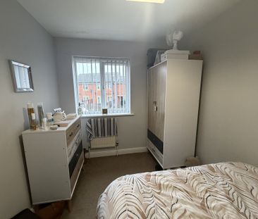 Arundel Court - Photo 5