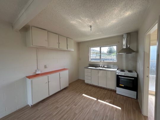 Unit 5, 9 Vine Street, Mangere East, Auckland - Photo 1