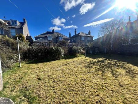 6 Cromwell Road, AB15 4UG, Aberdeen - Photo 4