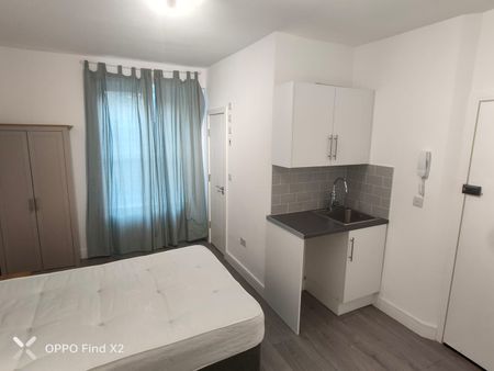 Studio Flat, Ladbroke Grove, W10 - Photo 3