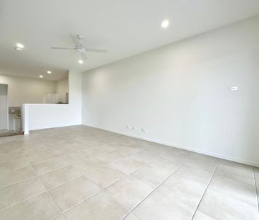 2/4 Goadsby Street, Cameron Park - Photo 1