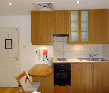 Flat 22 Cartwright Gardens, Bloomsbury WC1H 9EH - Photo 5